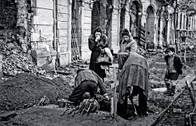 Udostępnione w fototece zdjęcia żołnierzy niemieckich powstawały poza szeregami kompanii propagandowych (pk), miały. Dlaczego Wciaz Sie Spieramy O Powstanie Warszawskie