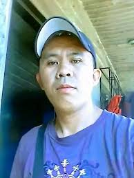 Zeke: "You're 1 hour and 32 minutes late, Aemie" Aemie: "Alam ko" Zeke:  "Now you're talking back." Aemie: "Dapat kasi ginising mo ako eh, nasa  iisang bahay naman tayo di mo pa