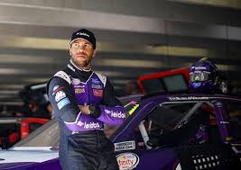 Shauntia latrice tia norfleet first became fascinated with car racing when her father enhanced her barbie hot wheels' toy car by doubling its battery power. Darrell Bubba Wallace How Lewis Hamilton Inspired Nascar Star Houston Style Magazine Urban Weekly Newspaper Publication Website
