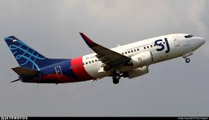 Typical two class seating for 108 (eight first and 100 economy), or max single class seating for 132 at 76cm. Flightradar24 On Twitter This Is What We Know About Sriwijaya Air Flight Sj182 Based On Ads B Data Route Jakarta To Pontianak Callsign Sjy182 Aircraft Boeing 737 500 Pk Clc Take Off 07 36 Utc Highest