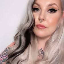 Glam.by.heather (@glam.by.heather)