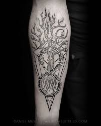 Archived from the original on october 27, 2018. 903 Haresvaniya 12 Komentara Daniel Meyer Dasleitbild V Instagram Www Dasleitbild Com X2f X2f Los Pagan Tattoo Ouroboros Tattoo Tattoos For Guys
