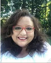 Deanna Asher's Instagram, Twitter & Facebook