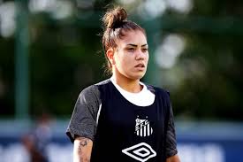 Acho que também ajuda a mudar a imagem que poucas pessoas ainda têm de que o futebol feminino é meio masculinizado, disse a gaúcha, 26 anos. Santos Futebol Clube On Twitter Maurine Dorneles Goncalves Jogadora De Futebol Saiu De Rio Grande Rs Em Busca Dos Seus Sonhos E Se Tornou Uma Das Maiores Atletas Do Futebol Feminino Brasileiro