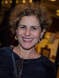 Imagens do narrador Jaime Júnior