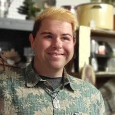 Anthony big mad that he's still unwillingly single at 48.... Steer clear  unless this red flag is your type I guess 😆