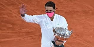Si la durée du match (2h42) peut faire croire à un match accroché, le score ne laisse pas de place au doute. Nadal S Impose Face A Djokovic Et Remporte Son 13e Roland Garros