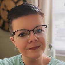 Shana Williamson's Instagram, Twitter & Facebook