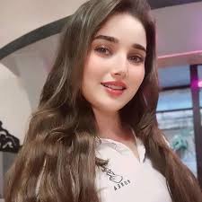 Adriana Payton's Instagram, Twitter & Facebook