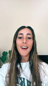 Bella (@bella.alosi)