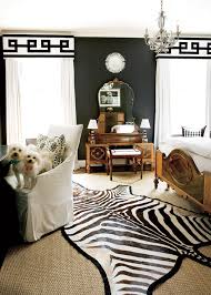 It also keeps the attention in the room focused to the most important feature in a bedroom, which is the bed. Decorating With Black Walls