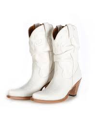 Retrouvez les santiags & bottes moto femme sur ▻zalando livraison gratuite* satisfait ou remboursé paiement sécurisé. Santiags Femme Blanche Bottes Santiags Country Artisanales
