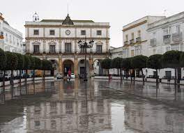 The city's name comes from medina (arabic for city) and sidonia (of sidon), meaning city of sidon. File Medina Sidonia Marktplatz Jpg Wikipedia