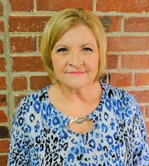 Rena Singleton's Instagram, Twitter & Facebook