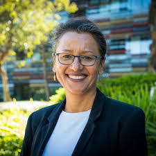 Colleen Macmillan's Instagram, Twitter & Facebook