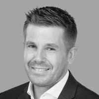 Adam Asquith's Instagram, Twitter & Facebook