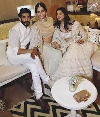 Sonam, rhea and harshvardhans6 e1130 dec 2018. Sonam Kapoor S Photo With Rhea And Harshvardhan At Her Mehendi Is A True Refection Of The Sibling Love Pinkvilla
