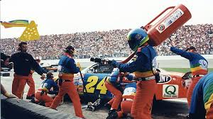 9 of hendrick motorsports chevrolet with chase elliott. The Evolution And Athleticism Of A Nascar Pit Stop Through The Years Fox Sports