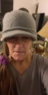 Lynette Preston's Instagram, Twitter & Facebook