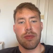 Holly McManus (@_hollymcmanus)