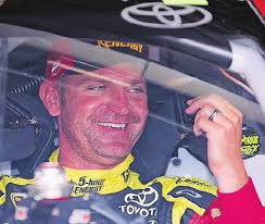 Keys crash kills 2 from AP