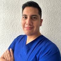 90+ perfiles de «Uriel Cano»