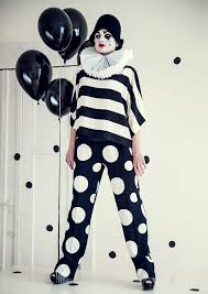 Circus Studio Pink Wings Kreatywne Studio Fotografii I Stylizacji Dzieciecej Clown Kostum Fasnacht Verkleidung Kostumvorschlage