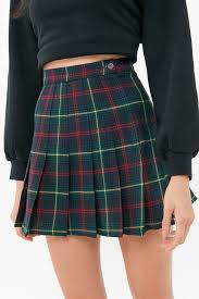 90 S Black And White Checkered Skirt Outfit Vintage Pleated Plaid Skirt In 2020 Cute Skirt Outfits Plaid Skirt Outfit Pleated Long Skirt