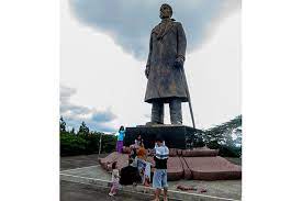 12 best places to take photos in s. Monumen Jenderal Sudirman Di Pacitan Saksi Bisu Kemerdekaan Indonesia Halaman All Kompas Com