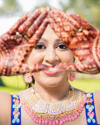 Debra Fentress's Instagram, Twitter & Facebook