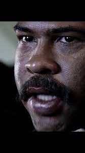 Key E Peele Bigode Alemão