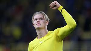 I'm a bit more in favour of haaland.. Real Madrid Gibt Traum Von Sturmreihe Mit Haaland Und Mbappe Nicht Auf