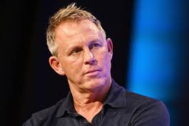 Mark Zuckerberg's Money Manager Calls DeepSeek a 'Wake-Up Call'