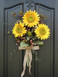 Impressive Valentine Decor For Front Door As Awesome Decor Jpg 1116 1500 Summer Door Decorations Decorative Door Wreaths Door Decorations