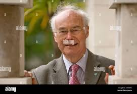 Winner of the nobel prize for medicine hi-res stock photography and images 