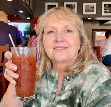 Hi all! I just wanted to introduce myself and share a photo. My name is  Debbye. I'm 65 and have struggled with my weight all my life. But in my  late 30's