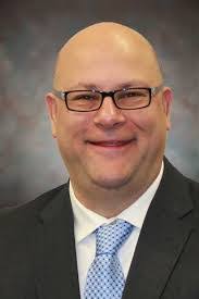 Hector Warren's Instagram, Twitter & Facebook