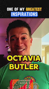 Dianne Briggs's Instagram, Twitter & Facebook