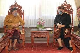 Hal ini bertujuan untuk menjadi pertimbangan sebelum melakukan pendaftaran ada beberapa syarat menjadi pegawai yang harus dipenuhi oleh pelamar. Lembaga Sertifikasi Profesi Pariwisata Di Bali Diharapkan Cantumkan Protokol Kesehatan Sebagai Syarat Assesment Usaha Pariwisata Pemerintah Provinsi Bali