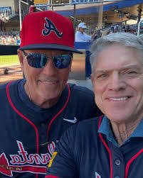 Erin Sealy's Instagram, Twitter & Facebook