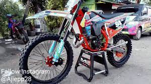 / kehebatan turing jelajah dengan motorsport 2tak ninja krr. Ninja R 2tak Dirubah Menjadi Motocross Trail Grasstrack Youtube
