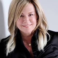 Katherine Bouchard's Instagram, Twitter & Facebook