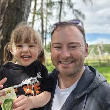 Fantastic that the app is working for card entries. I have registered for  the Friday flight but it also says I'm registered for all 3 remaining  flights.