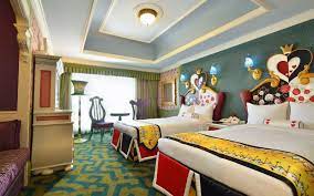 The Most Unique Theme Park Hotel Rooms In The World Disneyland Hotel Alice In Wonderland Room Hotel