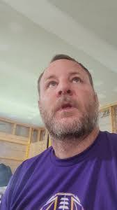 Mike Maines's Instagram, Twitter & Facebook