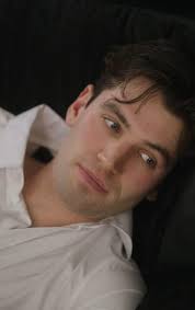 I see you viewing my post and you can't even say hi? Don't tell me you've  stopped loving me 💔 It's me, Noah Fearnley I love you all deeply..always  and forever ♥️