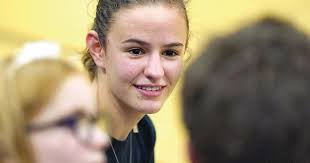 The 'Difference Maker.' Pittsfield's Madison Quinn honored by Patriots for  helping children facing cancer