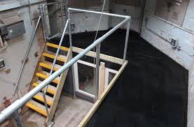 Anti Slip Floor Sheets For Slippery Wet Platforms At The Zoo Reptile House Stair Nosing Stair Installation
