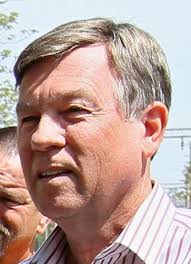 Homeless advocates in St. Louis, once allies, are now rivals