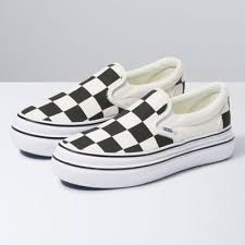 Black And White Slip On Vans Womens Big Classics Checker Super Comfycush Slip On Shop Womens Shoes At Vans In 2020 Shop Womens Shoes Slip On Vans Classic Slip On Sneaker